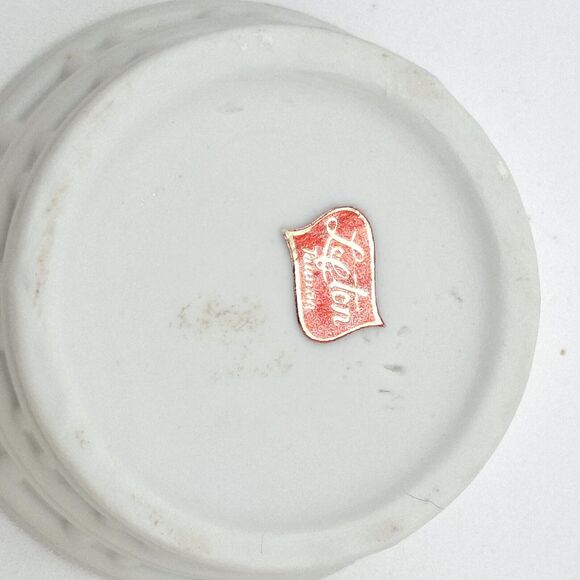 Lefton Flowers On Top Basket Weave Design Trinket  Box - Picture 5 of 9